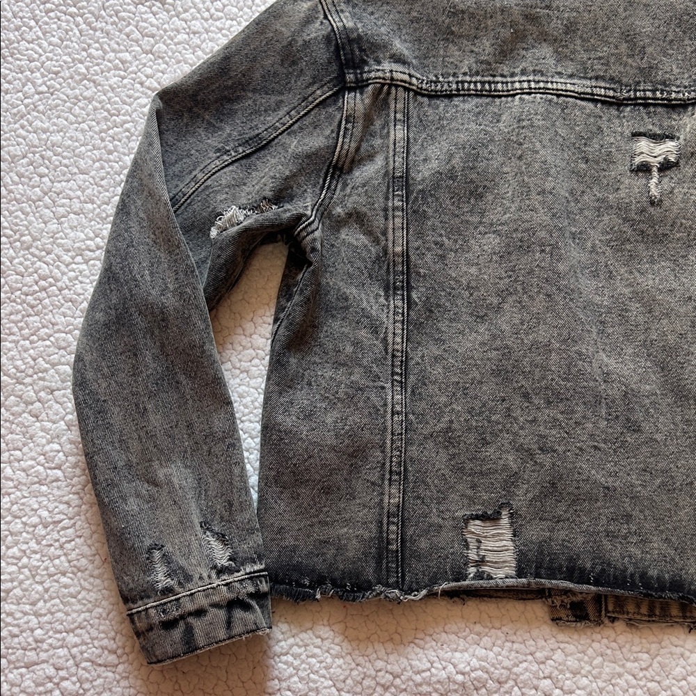 VENET Distressed Dark Gray Denim Jacket - Picture 11 of 12